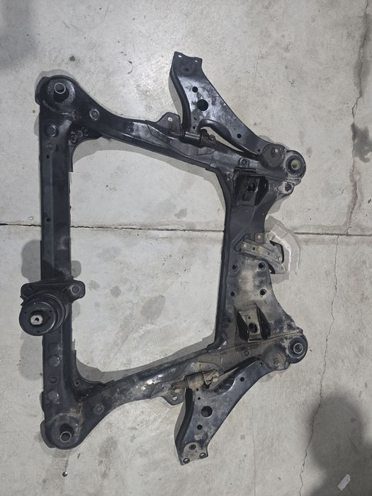 Cadru motor brate lexus rx450h 2015- 2022