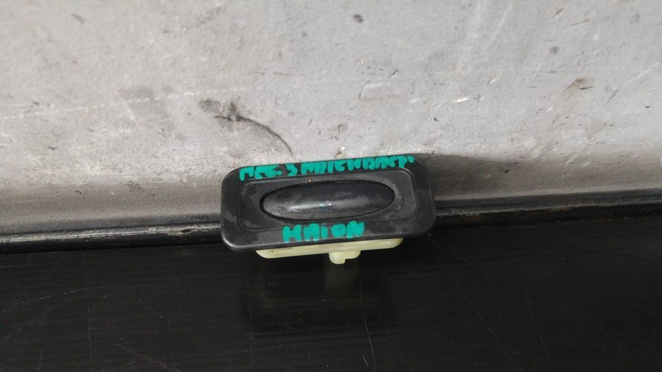 Switch maner haion renault megane 3 hatchback 8200365515