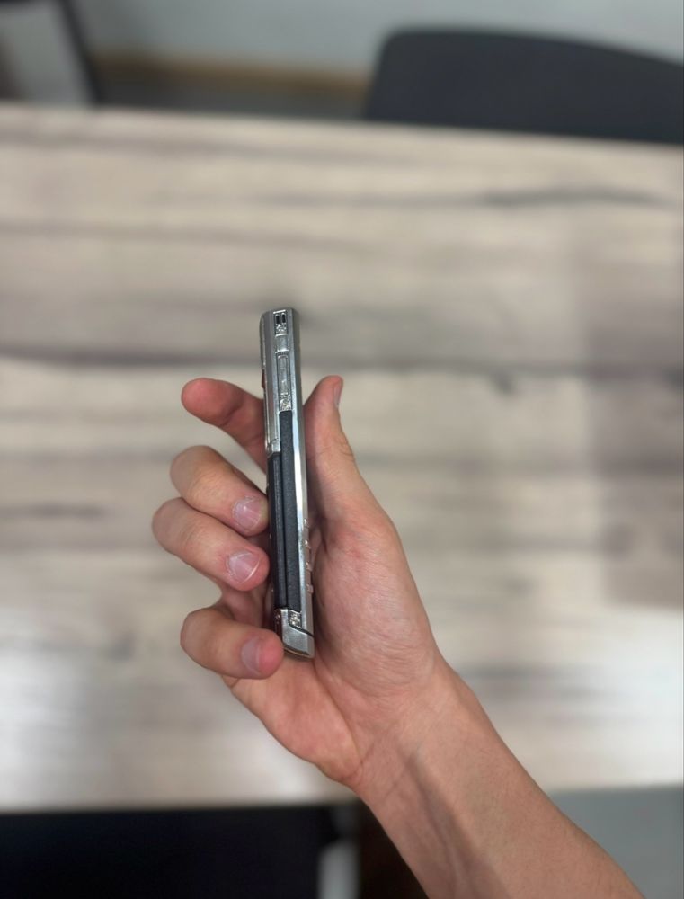 Vertu Signature S