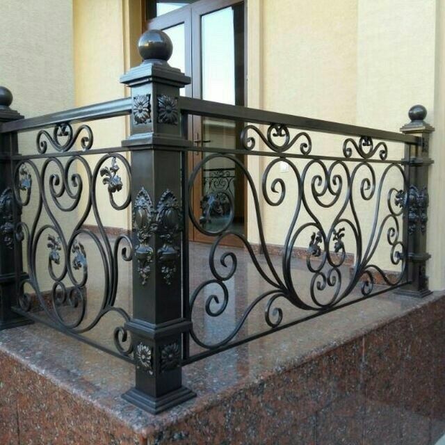 Перила для лестницы из металла