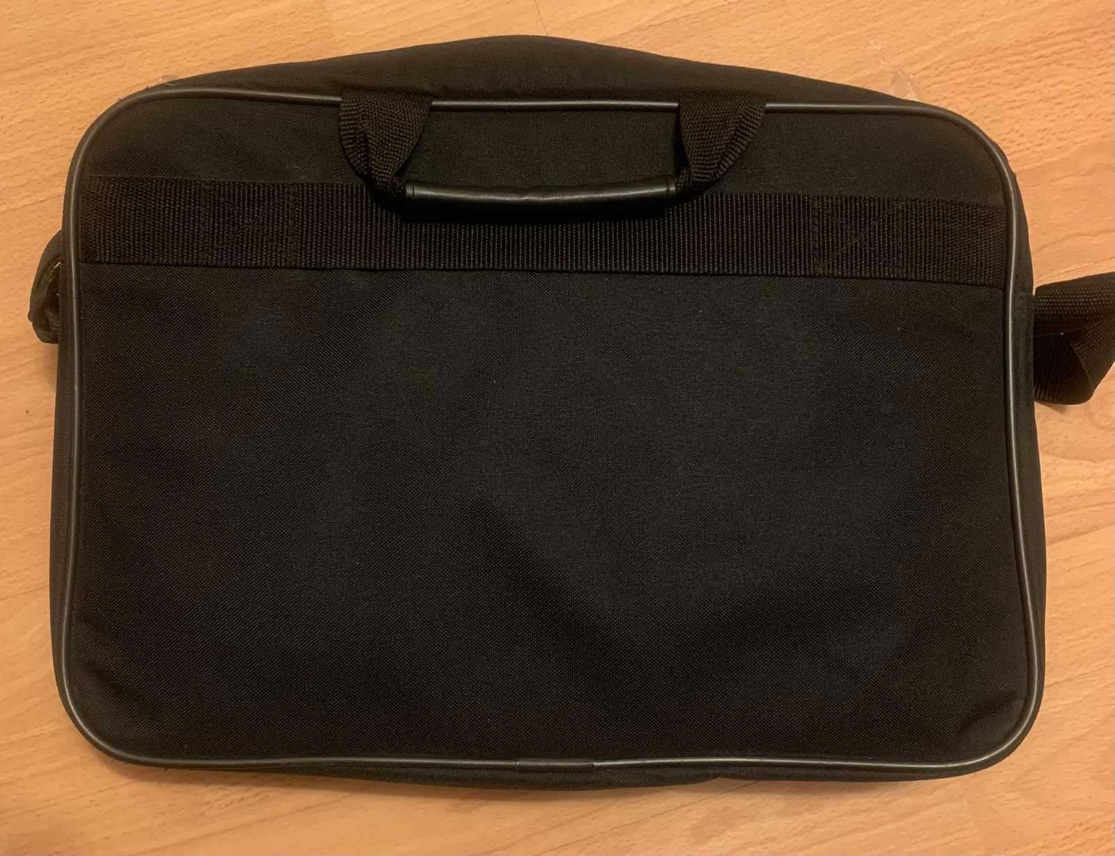Oригинална HP чанта за лаптоп, размери 42/30/8 см.,  50 лв