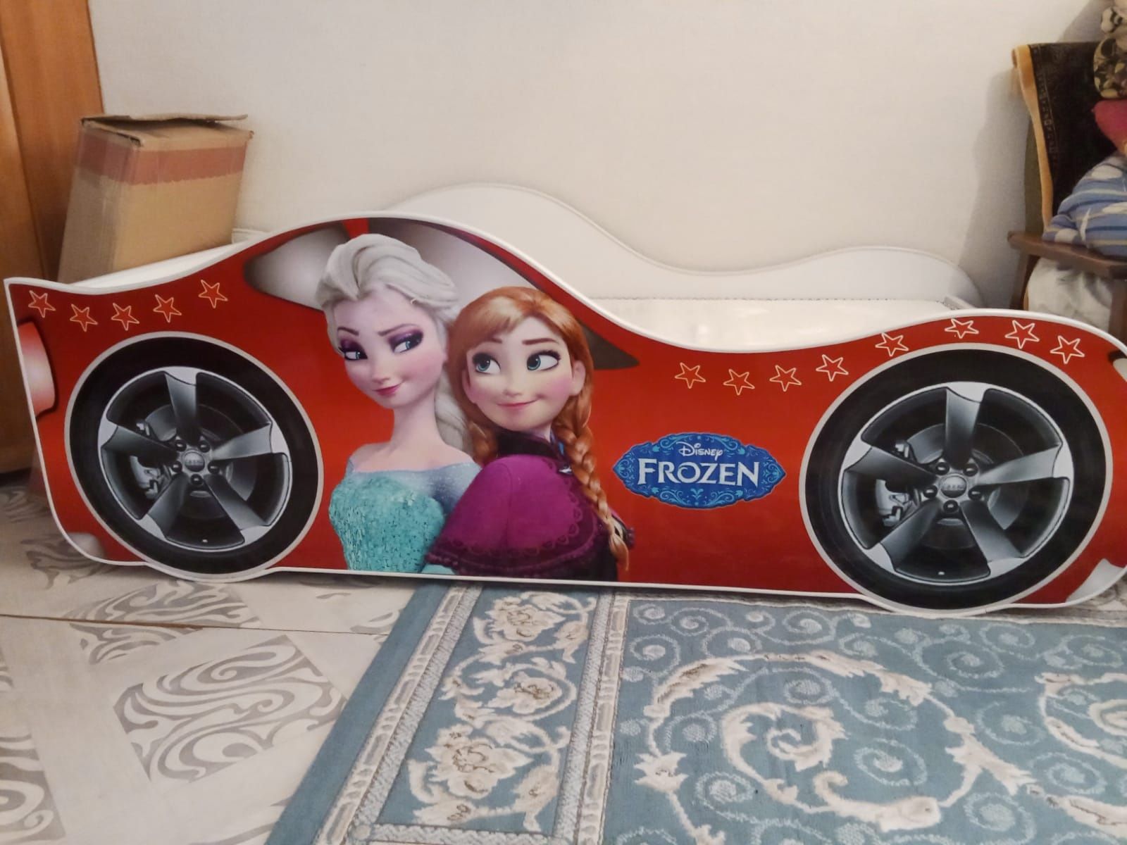 Срочно продам детскую кроватку