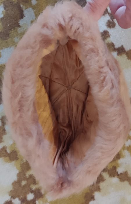 Калпак от естествена кожа