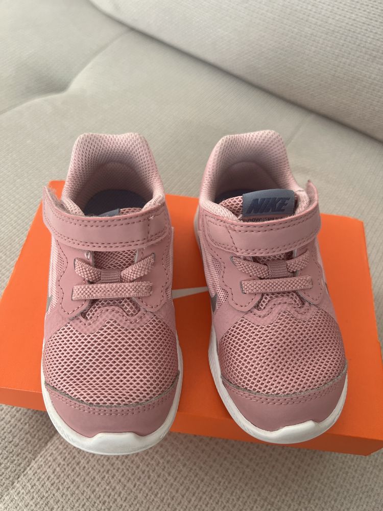 Маратонки Nike, Сандали Primigi