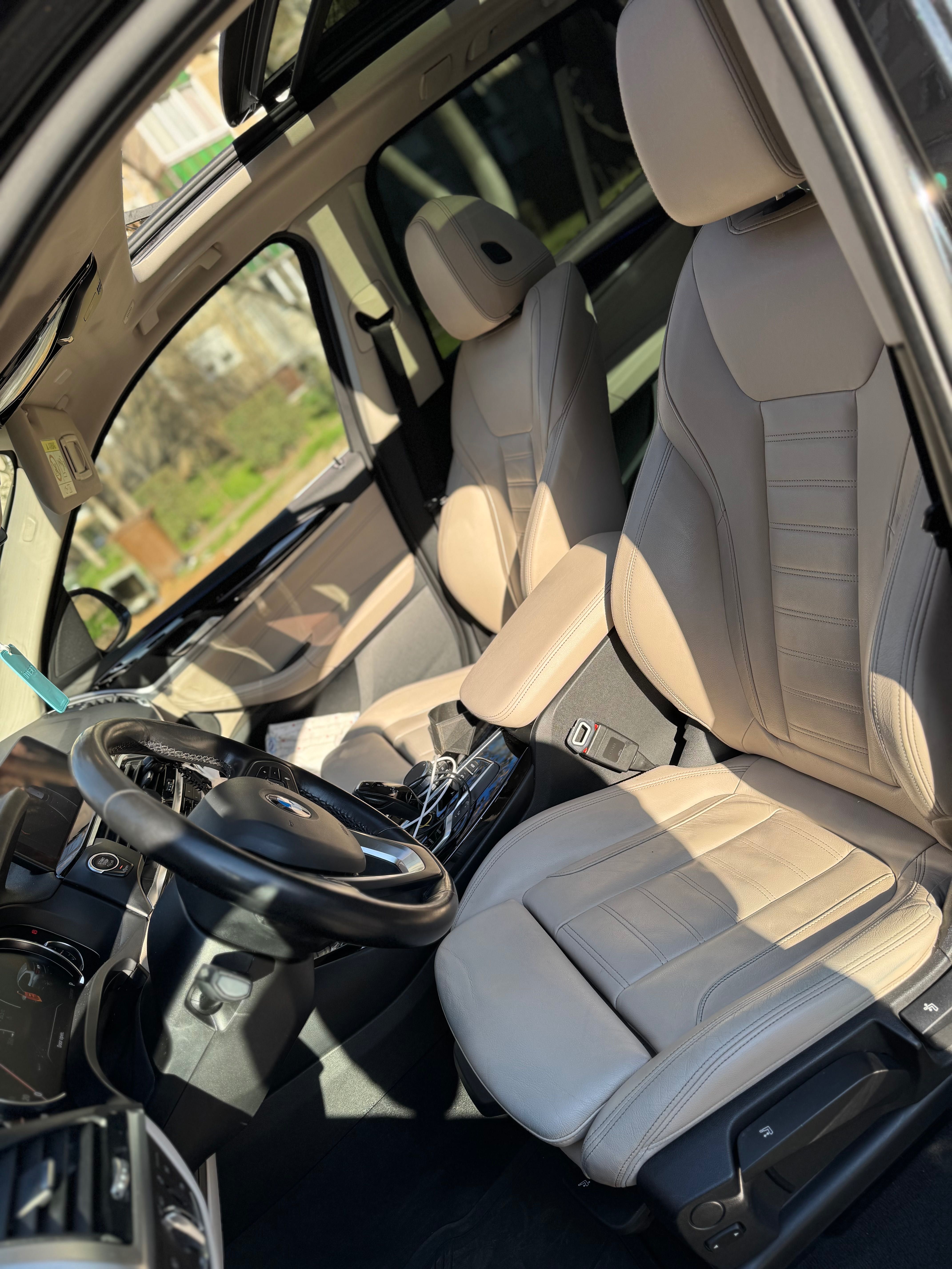 BMW X3 xDrive30i AT Luxury Line