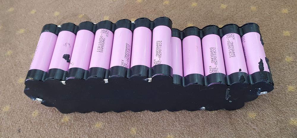 Pachet de 40 de acumulatori 18650 de 2600mA SAMSUNG