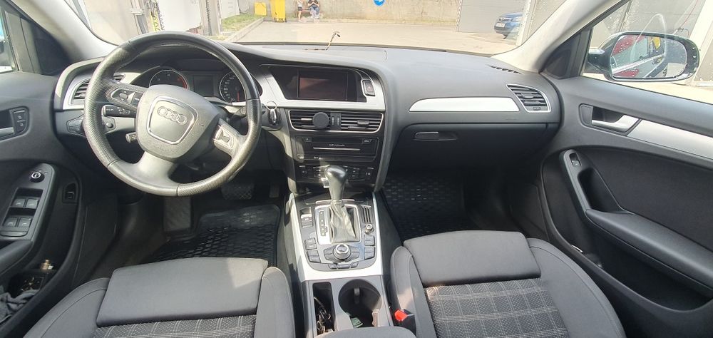 Se vinde Audi A4 B8