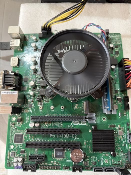 Kit Placa BazaAsus H410M cu Procesor i5 10500 si 8g ddr4 2666