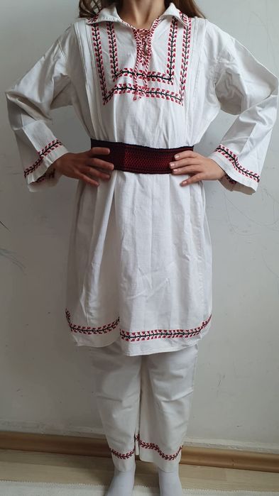 Costum popular copii (baiat) camasa cu pantalon, vesta