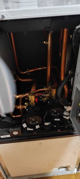 Термопомпа Бош моноблок 400v