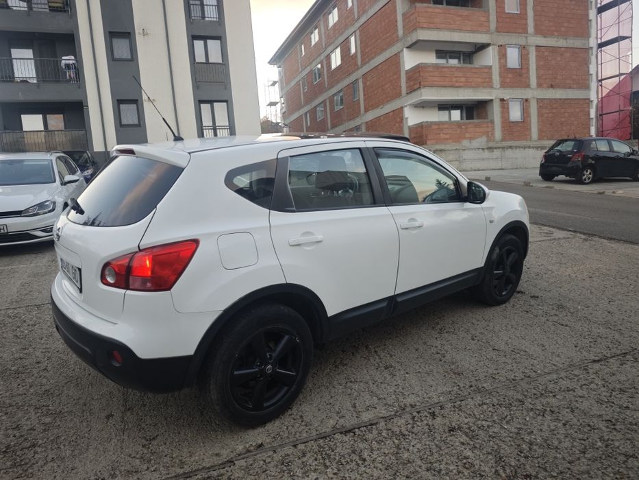 Vând Nissan Qashqai 2.0 dCi (150 CP), 4x4, An 2008