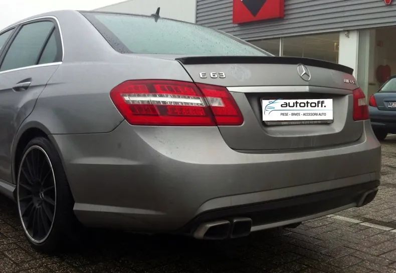 Eleron portbagaj Mercedes W212 E-Class (09-16) AMG Design negru lucios