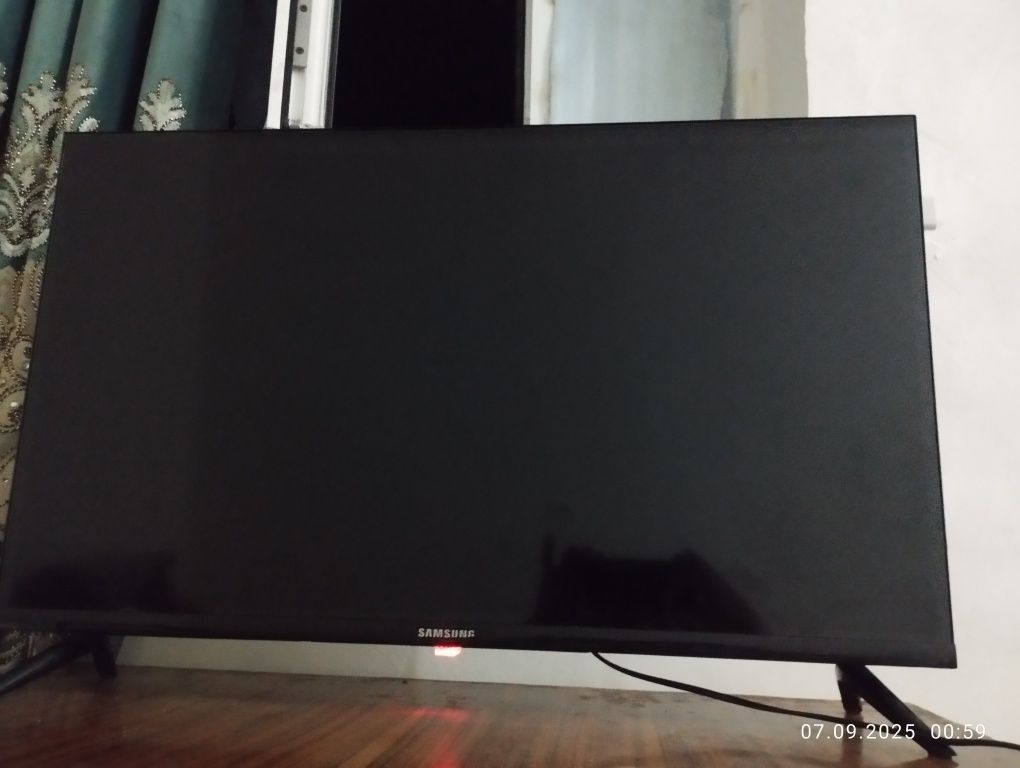 Televizir satiladi smart Samsung 32 lik