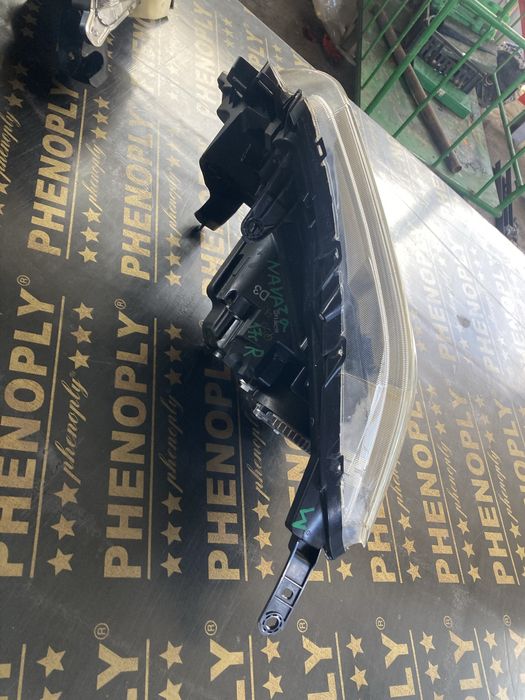 Nissan Navara 2017 година Led Фарове Лед Оборудвани