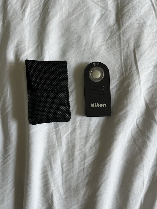 Nikon D 3400, obiectiv 18-55mm si accesorii