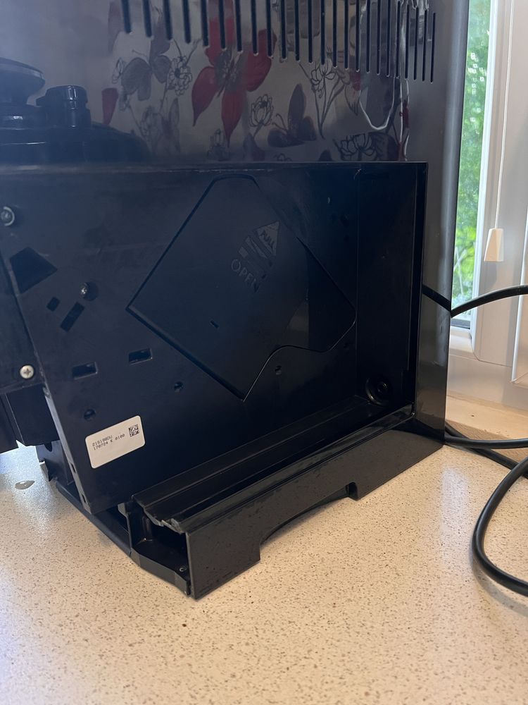Aparat DeLonghi super automat de cafea De’Longhi Prima Donna S Soul