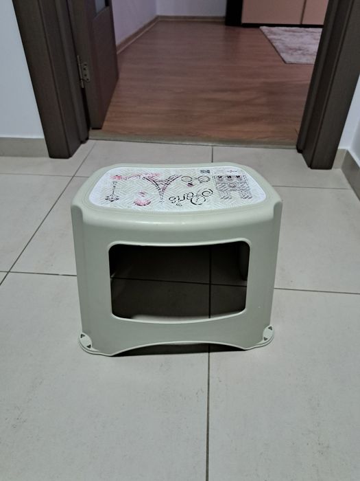 Suport / scaun / scara