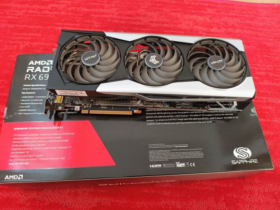 Vând placa video RX 6900 XT 16gb DDR6