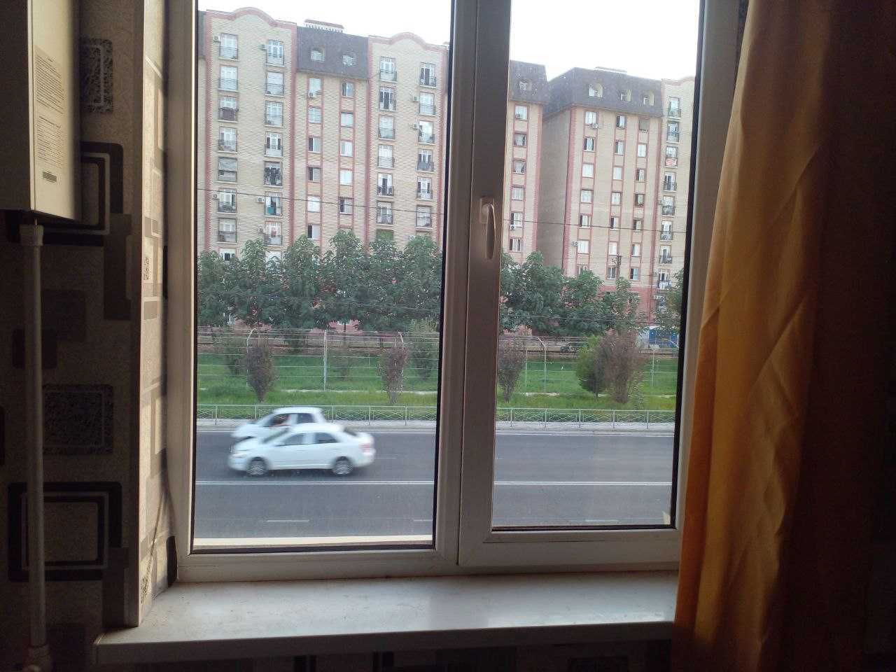 Продаю квартиру 2/2/3 возле метро Дустлик быв. Чкалова Яшнабадский р-н