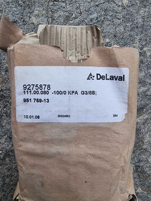 DeLaval 9275878, 958370-80 VF-20; вакумметър и регулатор за налягане