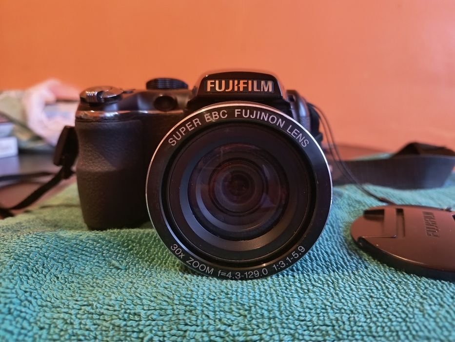 Fijifilm Finepix S4500 -Дигитална фото камера