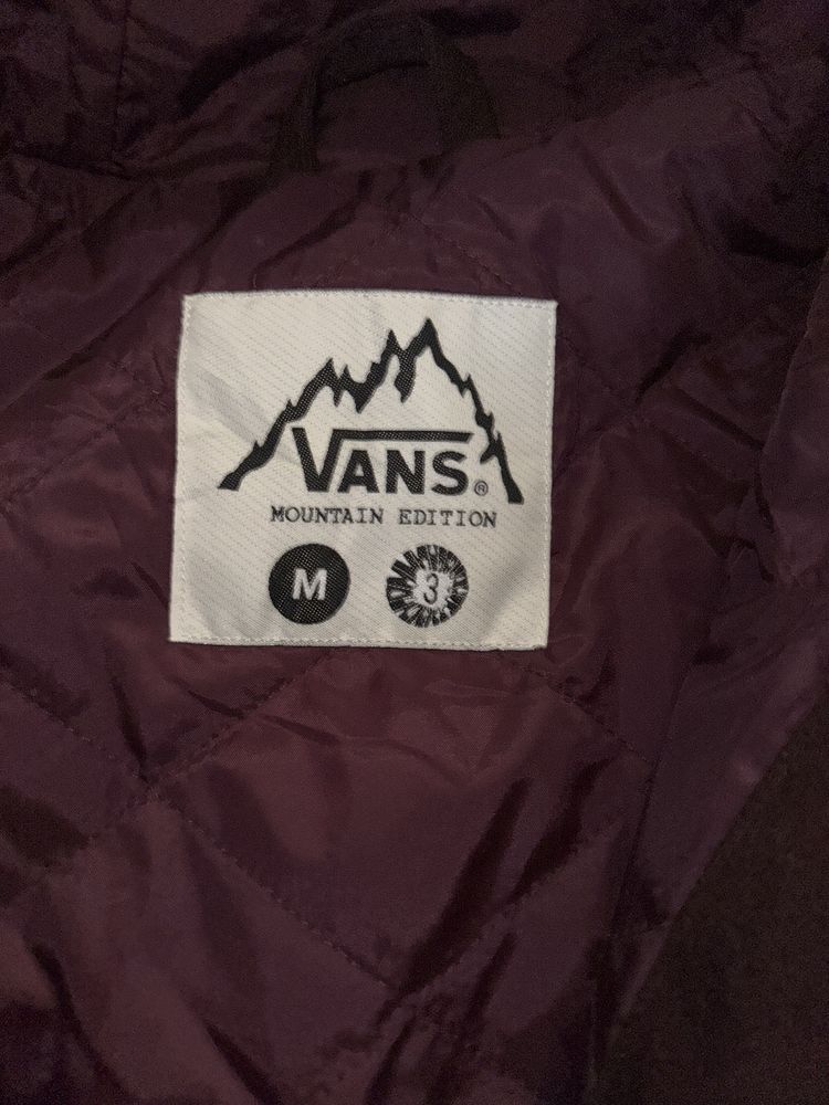 Оригинално яке Vans