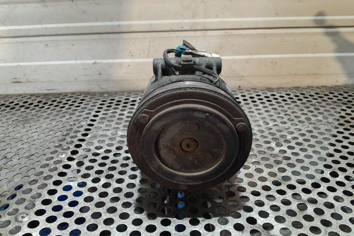 Compresor AC 24464152 24464152 Opel Zafira A [1999 - 2003] Minivan 5-