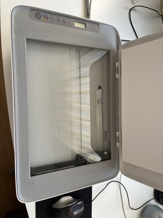 Imprimanta hp deskjet 2720e