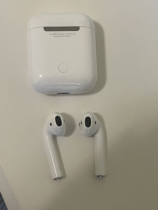 Безжични слушалки Airpods 2nd gen