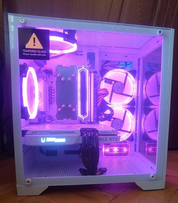 Геймърски компютър Ryzen 5700x, GeForce RTX 3070,32gb ddr4,1tb nvme