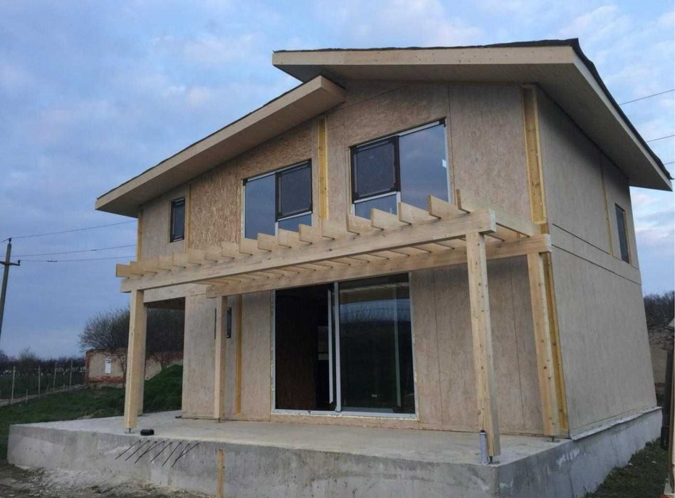 Case si casute din panouri sip