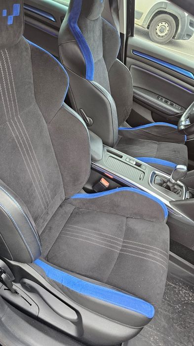 Megane 4 GT Sport/ Bose/4 control/Alcantara/Distronic/Mod R.S.