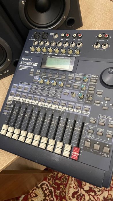 цифровой микшер Roland VM-3100 Pro