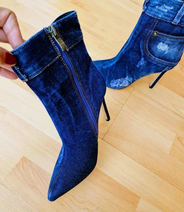 Botine elegante blugi super model import Italia