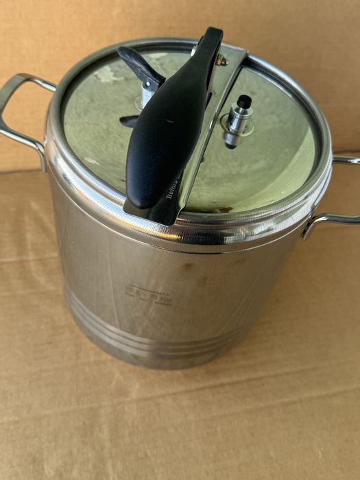 Tенджера под налягане Maxstar - 9 литра