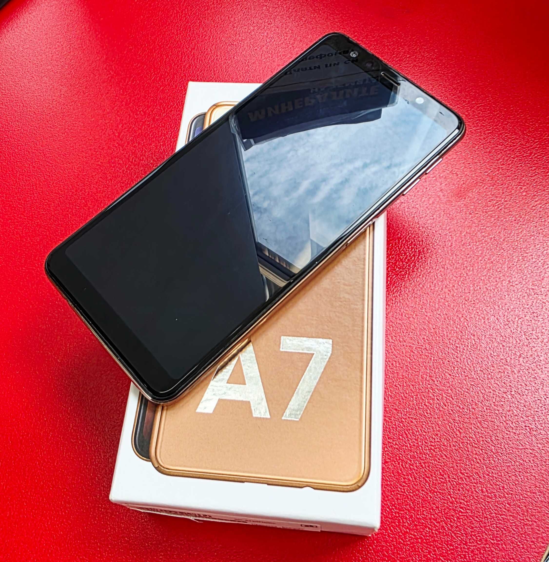 Samsung Galaxy A7  4 GB/ 64 GB