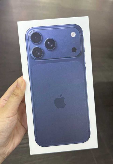 iPhone 17 pro 256 gb Deep blue