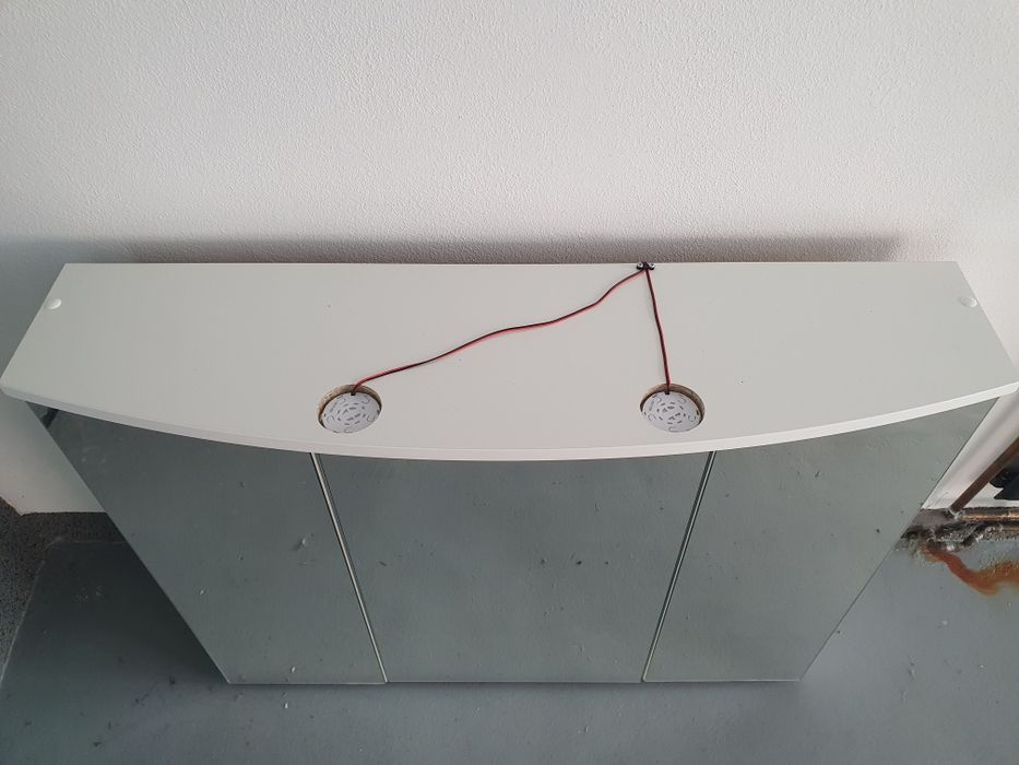 Se vinde oglinda pentru baie