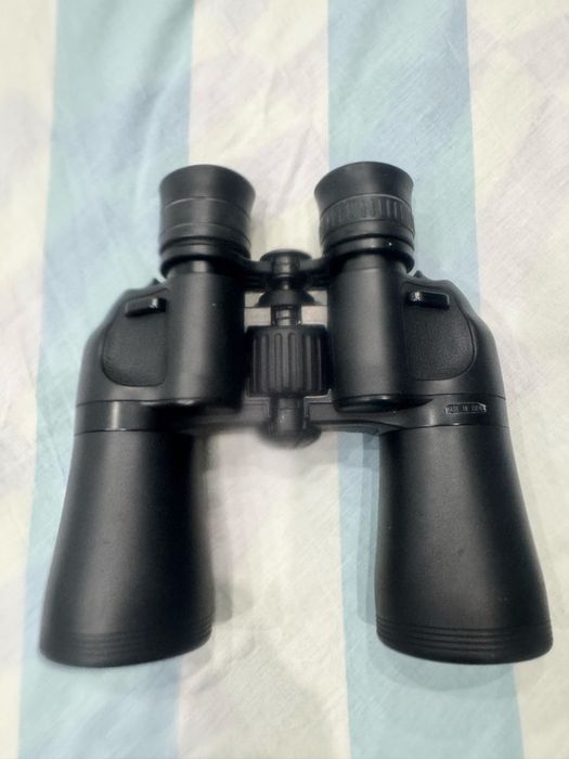 Binoclu Nikon performant , rezolutie 60-70