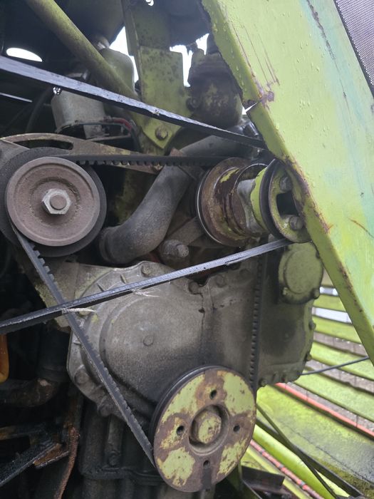 Vând/schimb combina claas corsar