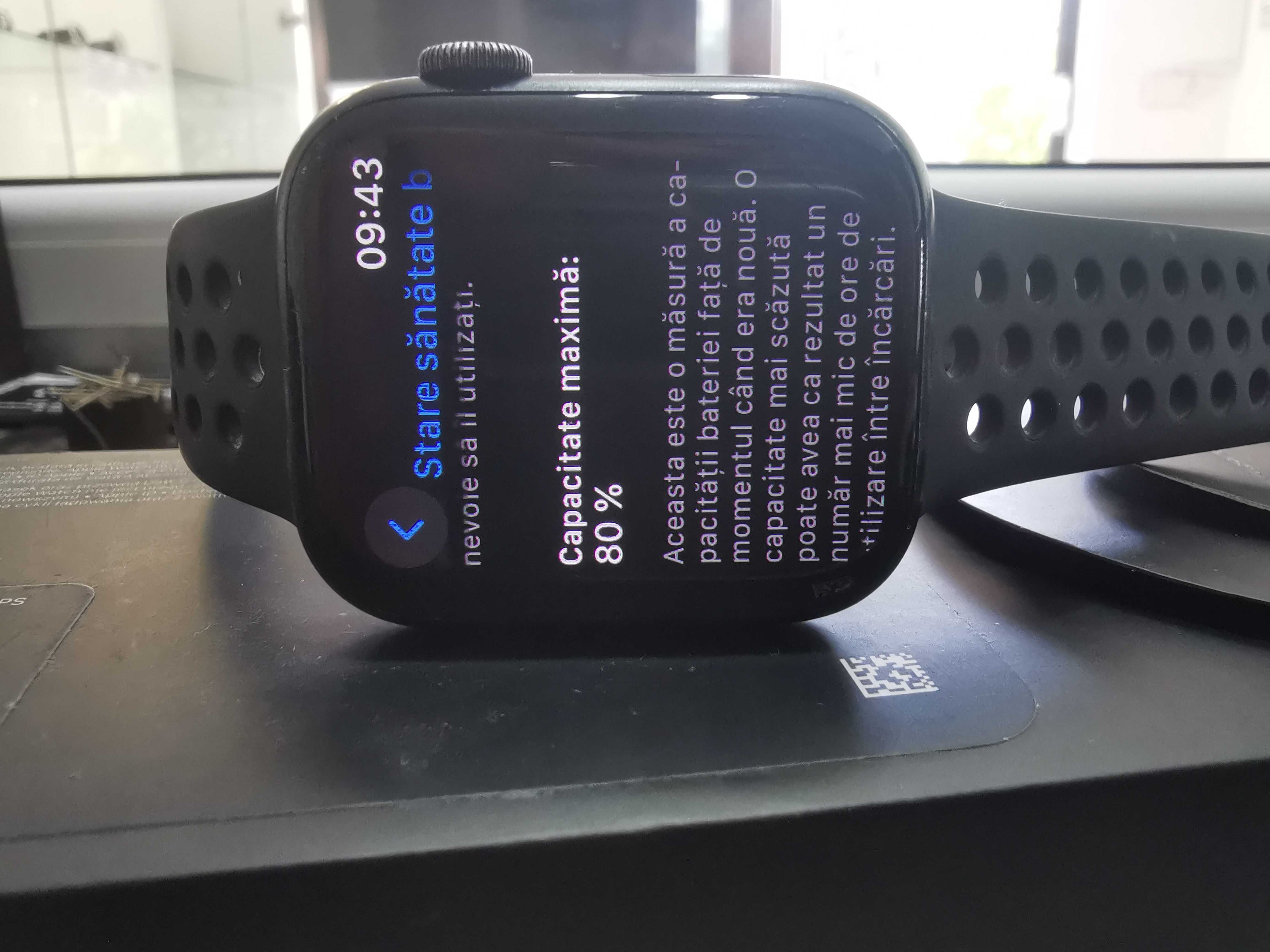 Apple Watch 7 Nike GPS/45mm/80%/Midnight Aluminium/Cutie ID8277