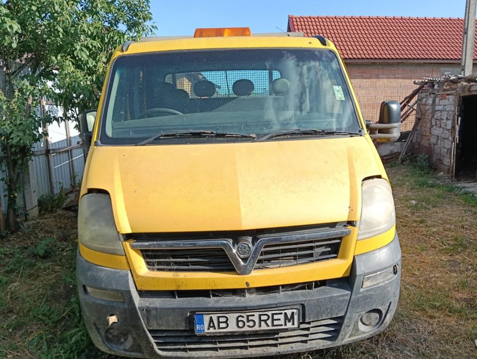 Autoutilitara Opel movano