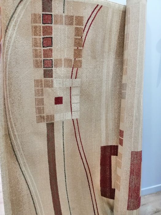 Ковры в хорошем состоянии.