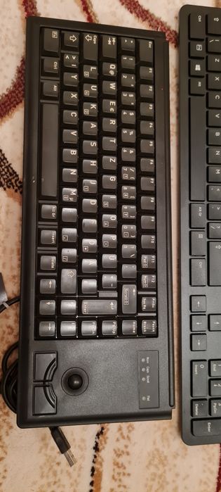 Tastaturi noi și în stare buna