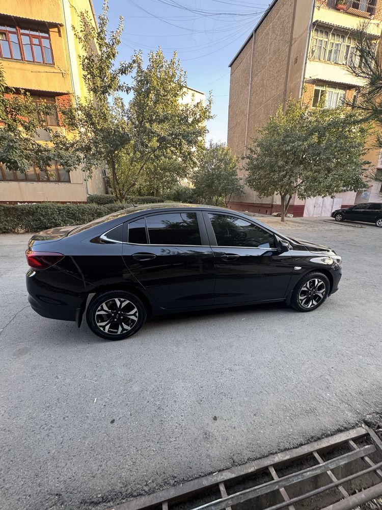 Nasiya Savdo Onix Premier 2
