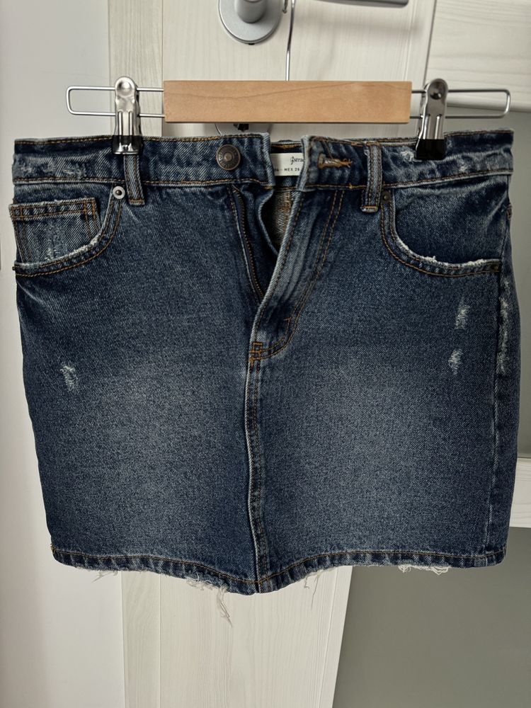 Fusta denim, Stradivarius