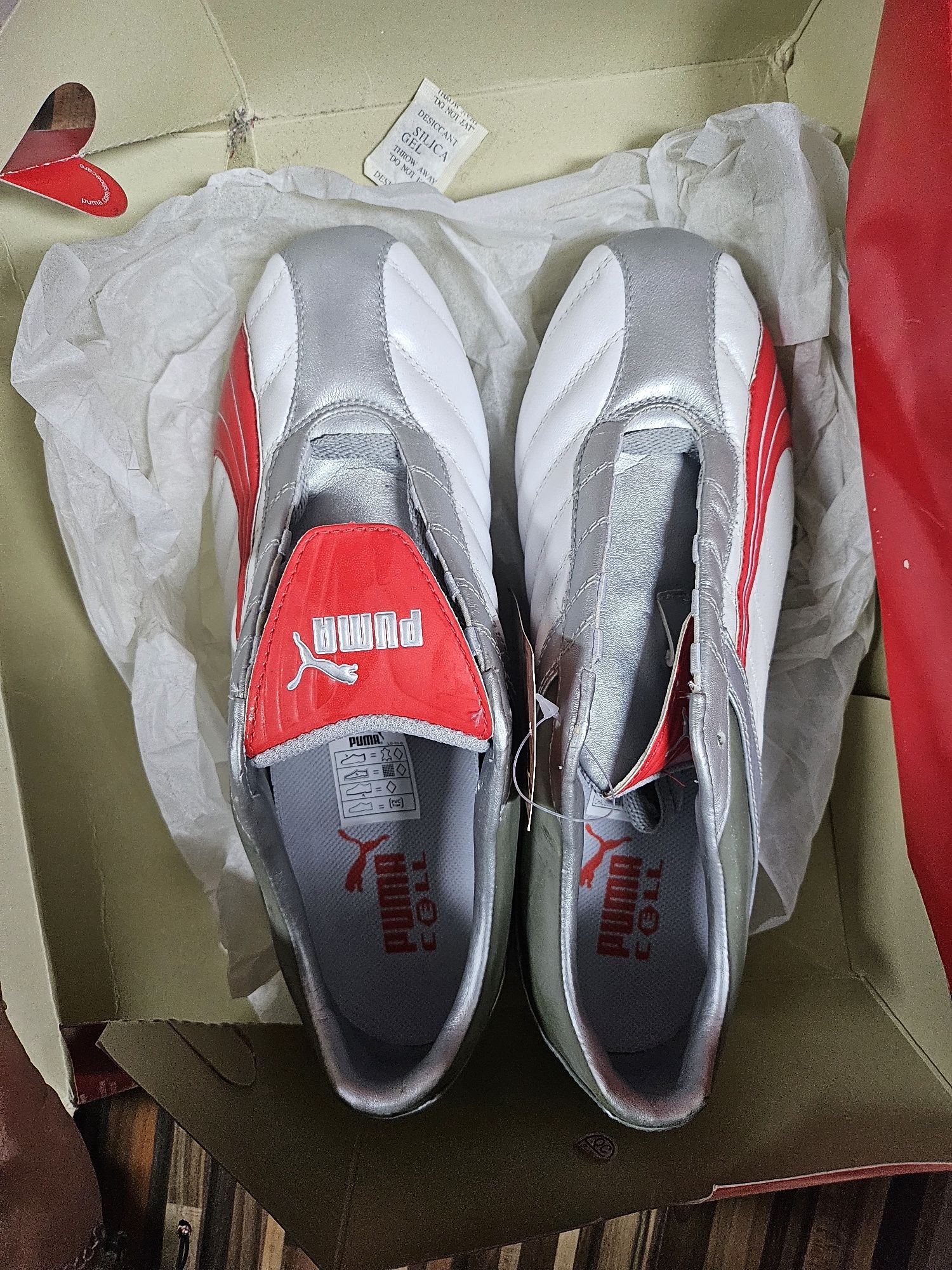 Нови бутони Puma от затворен спортен магазин 44 номер, стелка 28.5