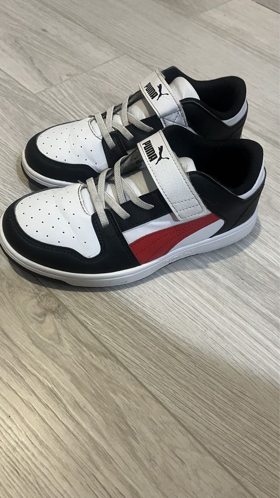 Adidasi Puma marimea 35, 21,5 cm originali