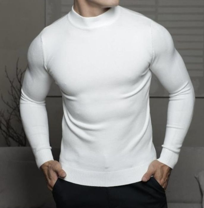 Продам мужскую новую водолазка