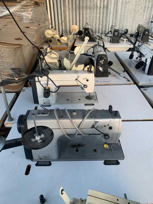 Masini de cusut cu masa